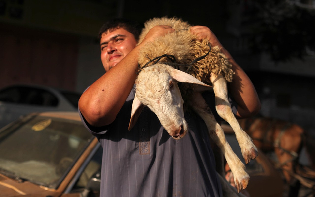 Nguoi Hoi giao tren khap the gioi don le Eid al-Adha-Hinh-2